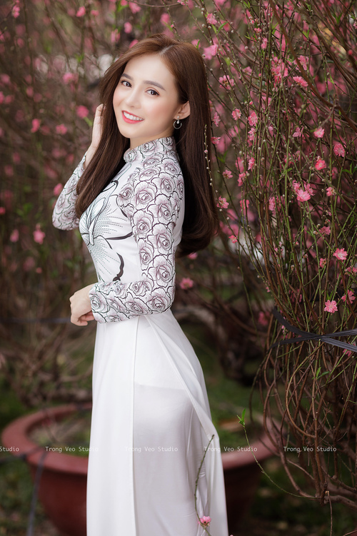 法甲收官大战,比分2-2,比赛亮点:场上成功断球率高达77%,射门转化率53%